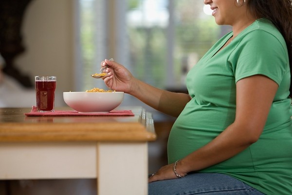 cách kiểm soát tăng cân nhiều khi mang thai