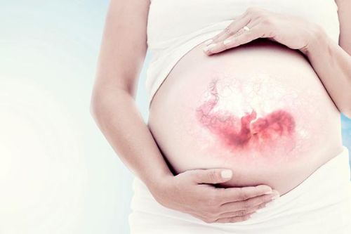 Sắt và canxi đóng những vai trò rất quan trọng trong thai kỳ