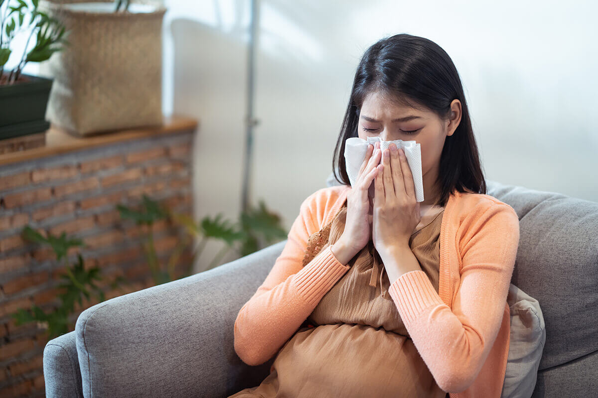 Thuốc sắt có tác dụng gì trong quá trình mang thai và làm thế nào để giảm buồn nôn?
