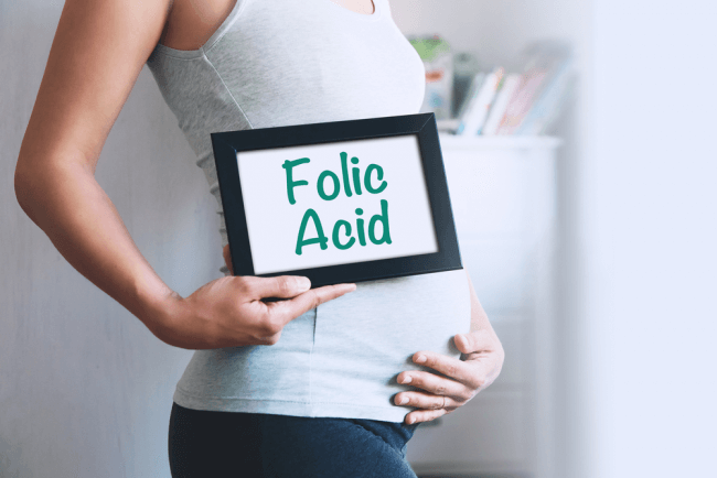 Có thai 3 tháng đầu cần bao nhiêu axit folic?