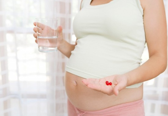 Thời gian uống sắt canxi và vitamin tổng hợp cho mẹ bầu