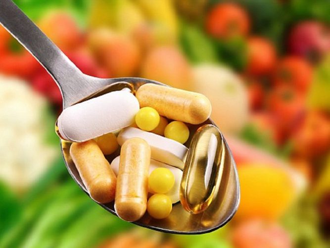 Uống vitamin tổng hợp có cần uống thêm canxi không?