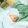 Trẻ sơ sinh uống canxi bị tiêu chảy là vì sao?