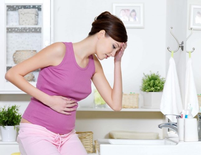 Bà bầu chóng mặt khi mang thai: Mẹ đừng quá lo lắng!