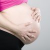 Cứng bụng khó thở khi mang thai là bị làm sao?