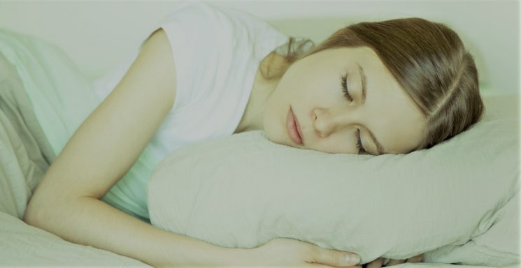 Bà bầu bị tê chân tay khi ngủ có sao không?