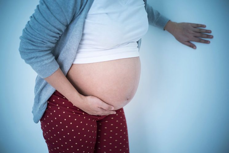 Có thai 39 tuần đau 2 bên háng có phải sắp sinh không?