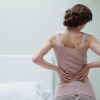 Làm gì để bớt đau lưng sau sinh mổ: 6 bí quyết mẹ nên nhớ
