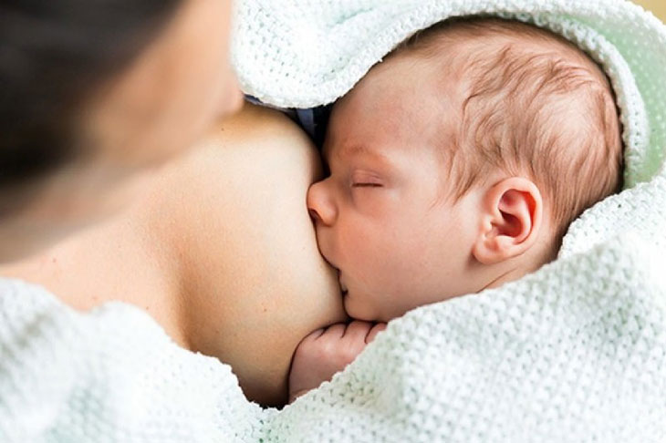 Làm đẹp sau sinh 1 tháng: Mẹ có thể làm những gì?