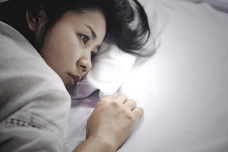 Mẹ bầu thiếu canxi có bị mất ngủ không?