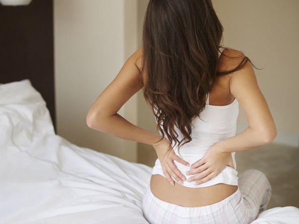 Trị đau lưng sau sinh mổ tại nhà như thế nào?