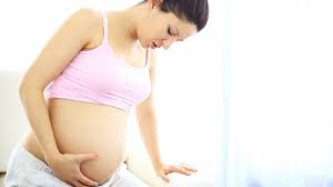 Mang thai 12 tuần đi tiểu nhiều có sao không?