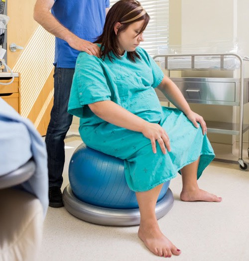 Mang thai 38 tuần vẫn chưa có dấu hiệu sinh mẹ nên làm gì?
