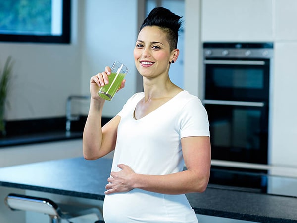 Mang thai 15 tuần uống nước mía được không?