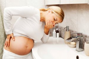 Mẹ bầu mang thai con trai có nghén không?