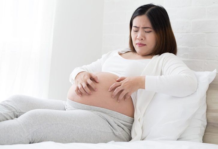 Mẹ bầu gãi bụng có ảnh hưởng đến thai nhi không?