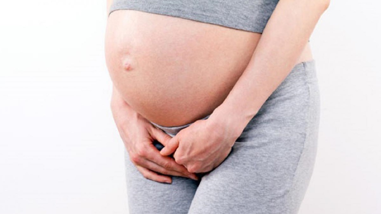 Vùng kín bị ngứa khi mang thai có sao không?