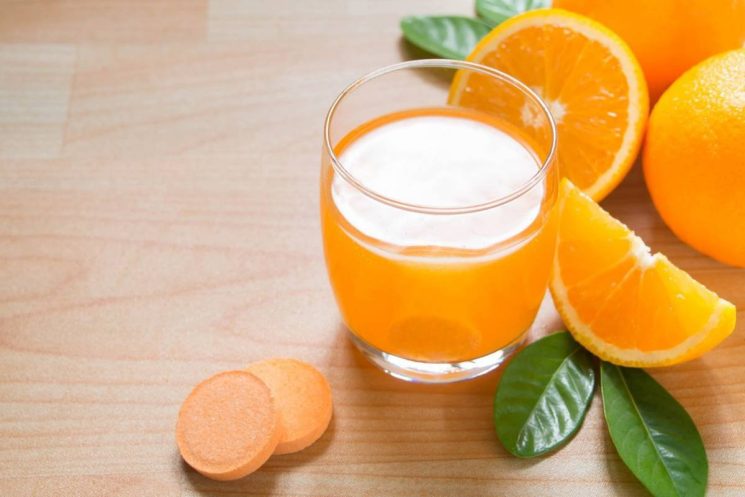Bà bầu uống vitamin C được không?