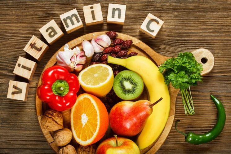 Uống vitamin C có tác dụng phụ không?