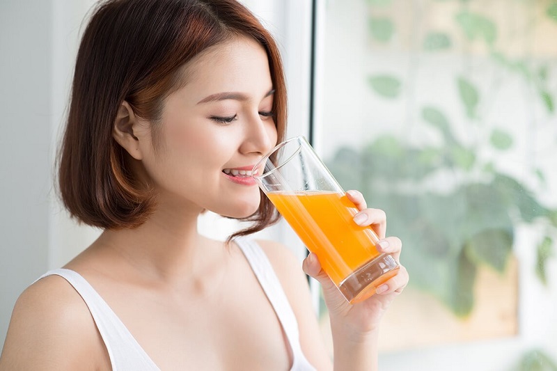 Mẹ bầu uống nước cam nhiều có tốt không?