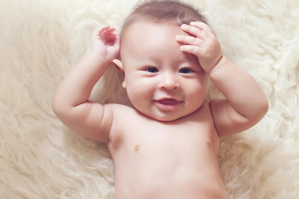 3 loại DHA cho trẻ sơ sinh từ 0-6 tháng tuổi tốt và uy tín