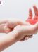 11 cách làm giảm tê nhức tay ở bà bầu