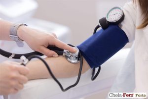 Bị tăng huyết áp sau sinh có nguy hiểm không?